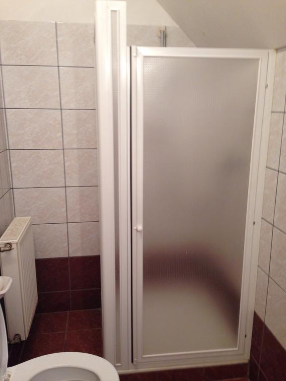Mol-Ker-Vill Apartment Lenti Room photo